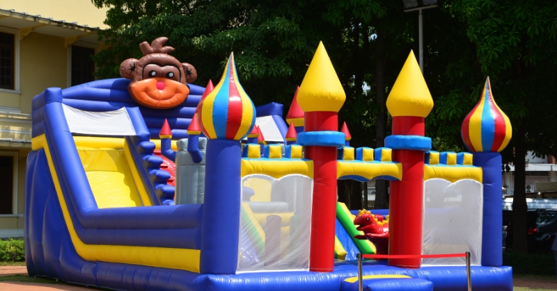 למה המתנפחים של מעטפת הם הבחירה המושלמת לאירועים?